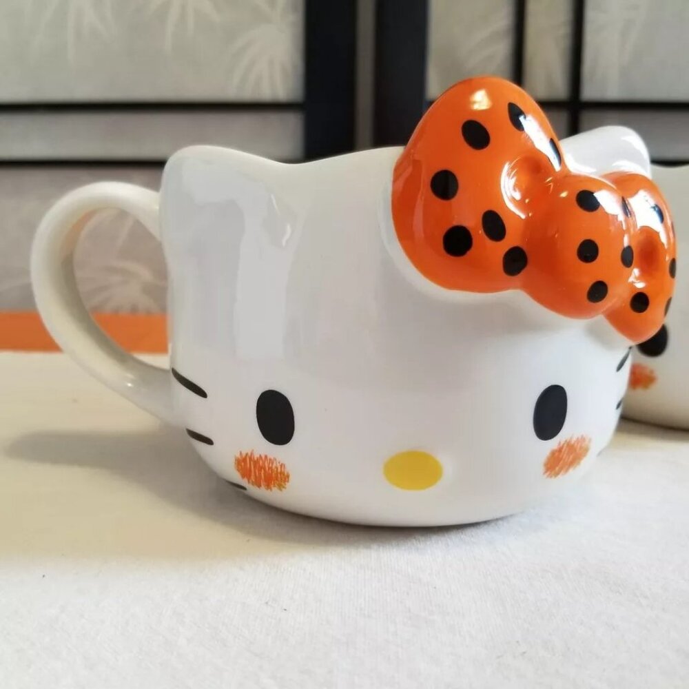HTF 3D Sculpted Hello Kitty Coffee Mug w/ Orange Dot Bow Halloween